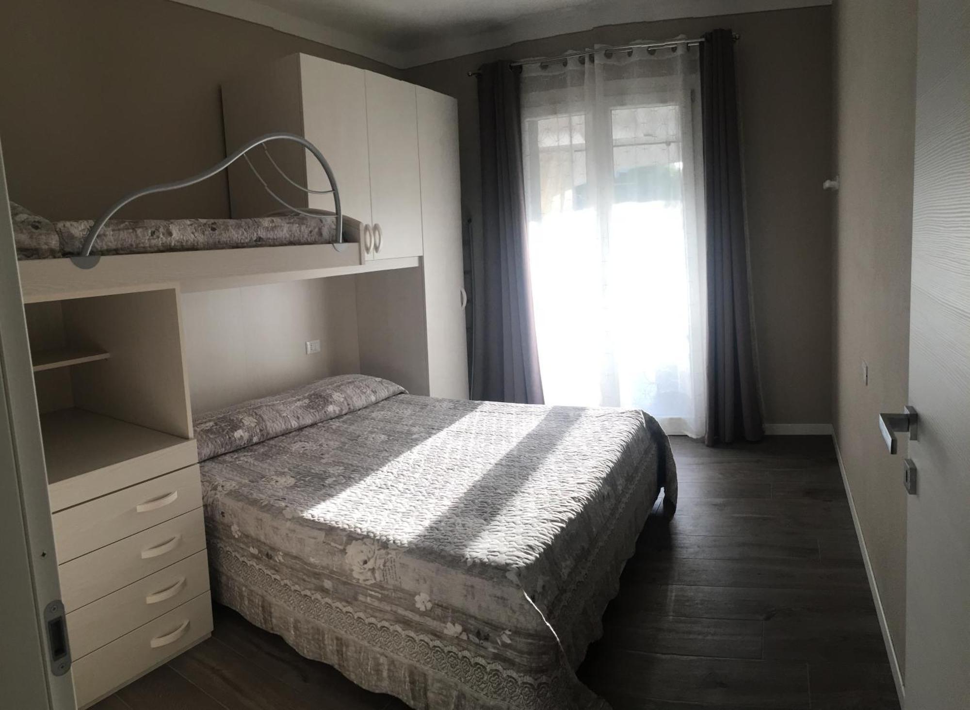 Residence Elegance Ville Ed Appartamenti A ポルト・ピノ エクステリア 写真